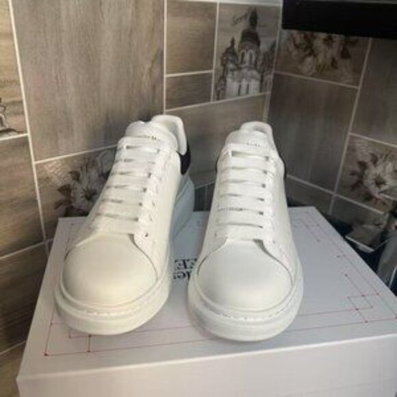 Alexander McQueen Cream and Black Sneakers - Picture 3 of 7